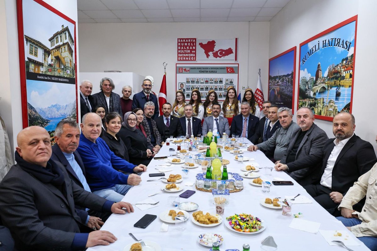 Rumeli Balkan Derneği’nde Bayramlaşma Coşkusu