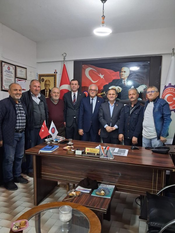 CHP Heyeti, Sakarya Tüm Emekliler Derneği’ni ziyaret etti.