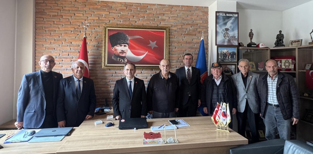 CHP’DEN GAZİLER DERNEĞİ’NE ZİYARET: MİTİNG DAVETİ YAPILDI