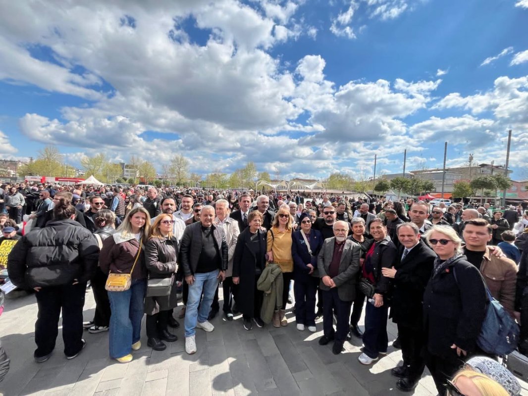 CHP Sakarya’dan “Siyah Yürüyüş”e Güçlü Katılım