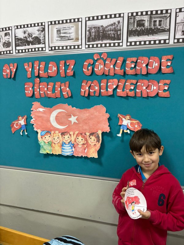 “Bayrak Sevgisi” Teması Ferizli Hatice Aslan İlkokulu ve Ortaokulu’nda Hayat Buldu
