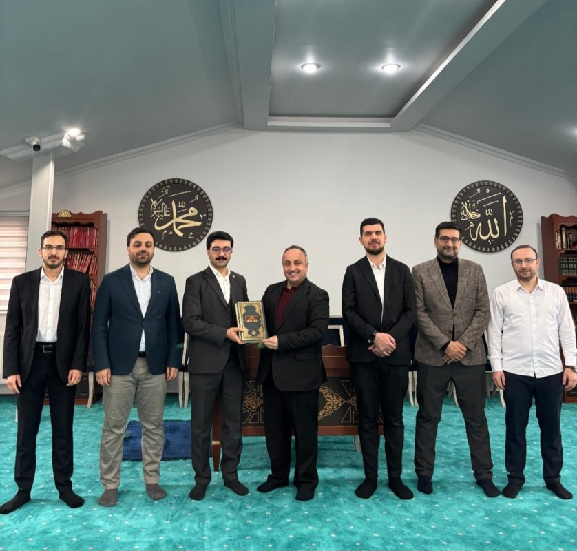 Kaymakam Kaya’dan Hayrat Vakfı’na İade-i Ziyaret