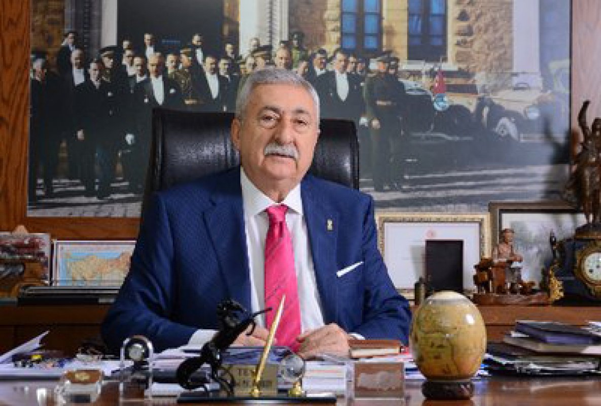 PALANDÖKEN, “DEPREM BÖLGESİNDEKİ ESNAFIN KREDİ BORÇLARI ERTELENMELİ”